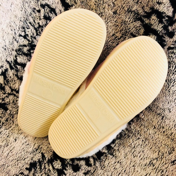 Pink slippers brand new - Picture 5 of 5